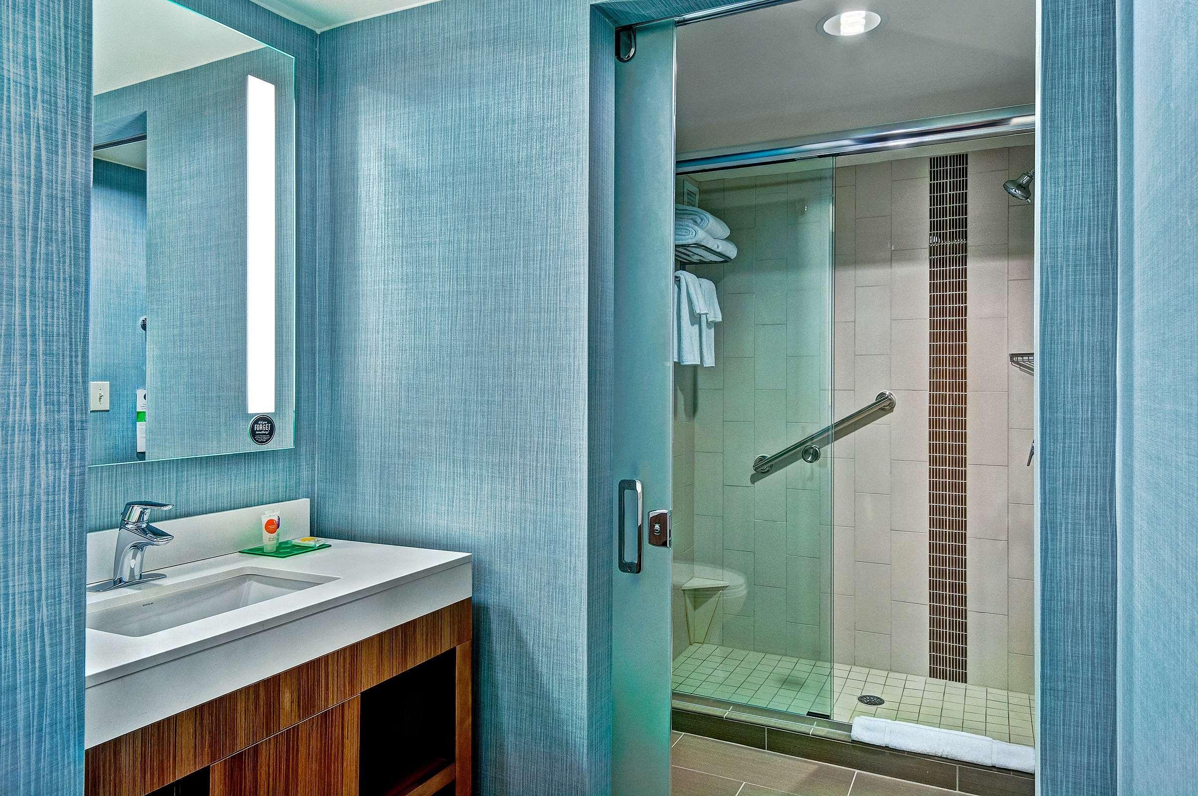 Hyatt Place Fredericksburg At Mary Washington Экстерьер фото