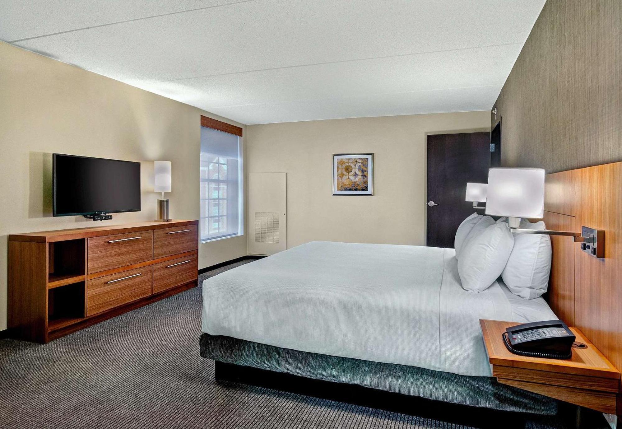 Hyatt Place Fredericksburg At Mary Washington Экстерьер фото